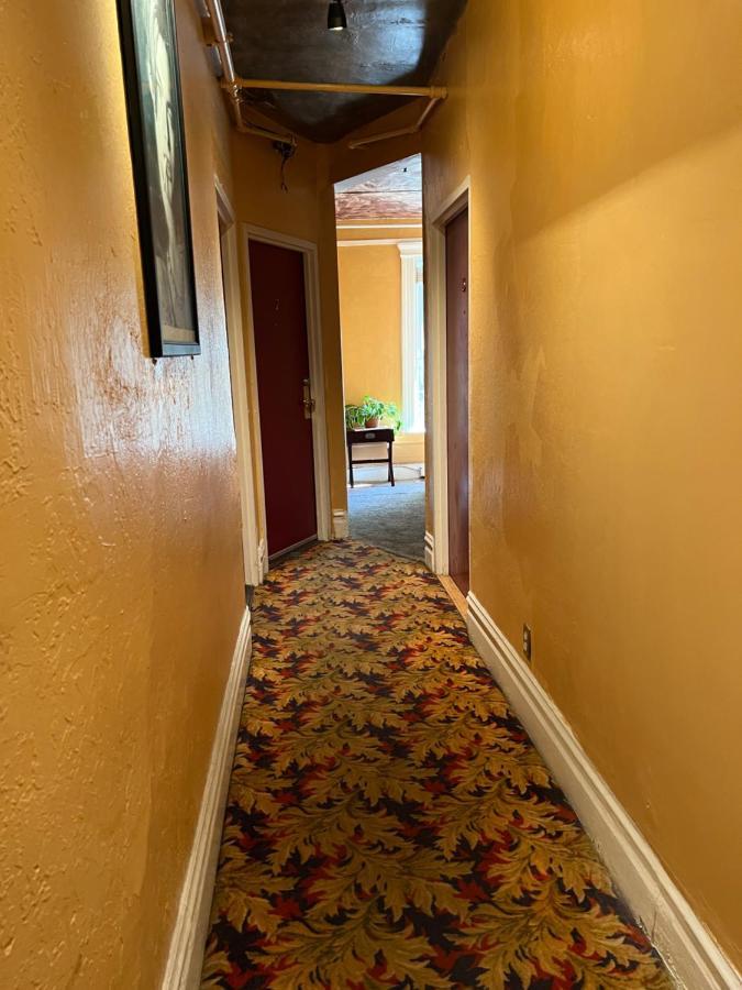 Single Room Shared Shower Toilet,1288048117:JPEG