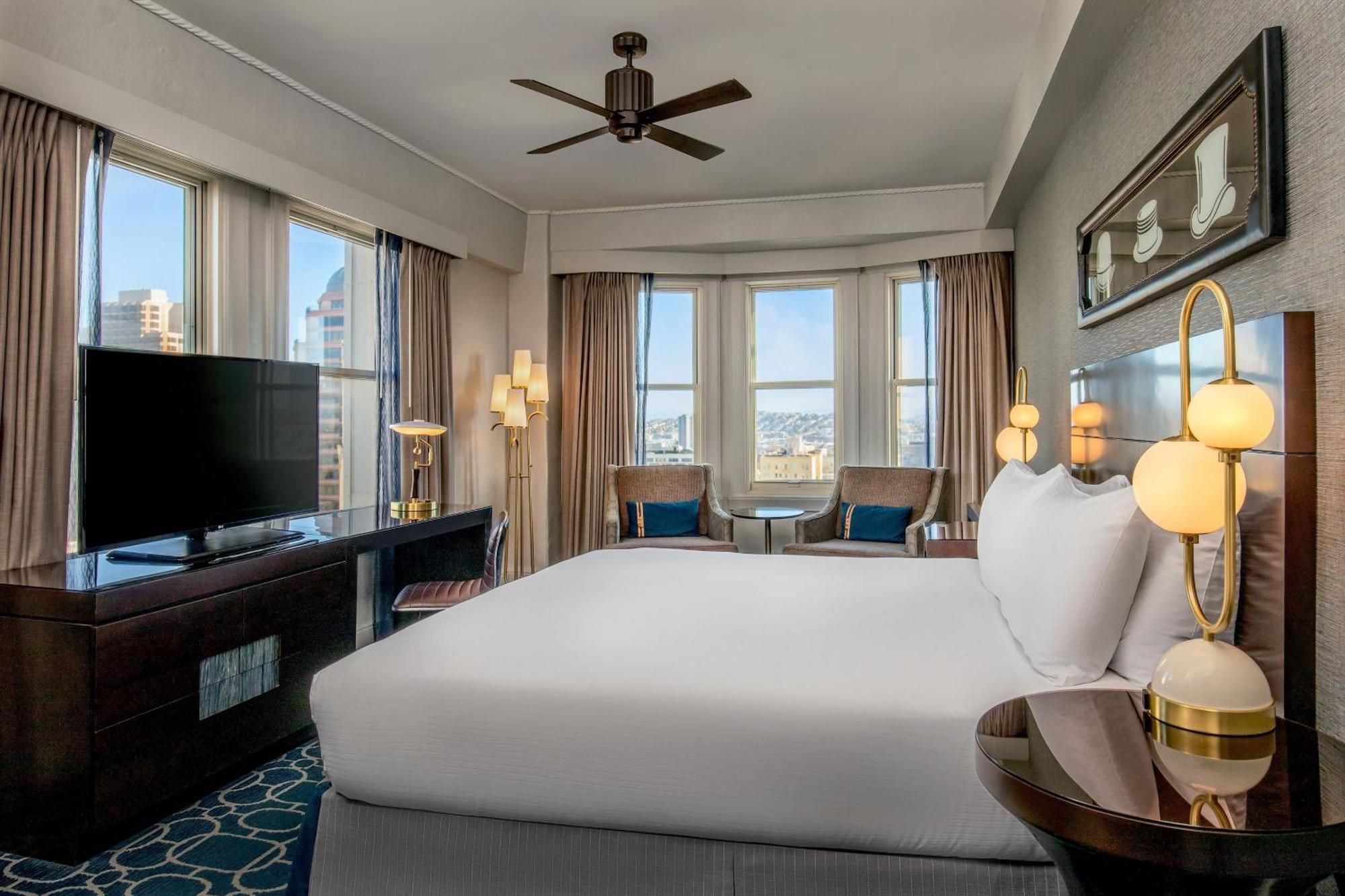 Deluxe King Room,1572630749:JPEG