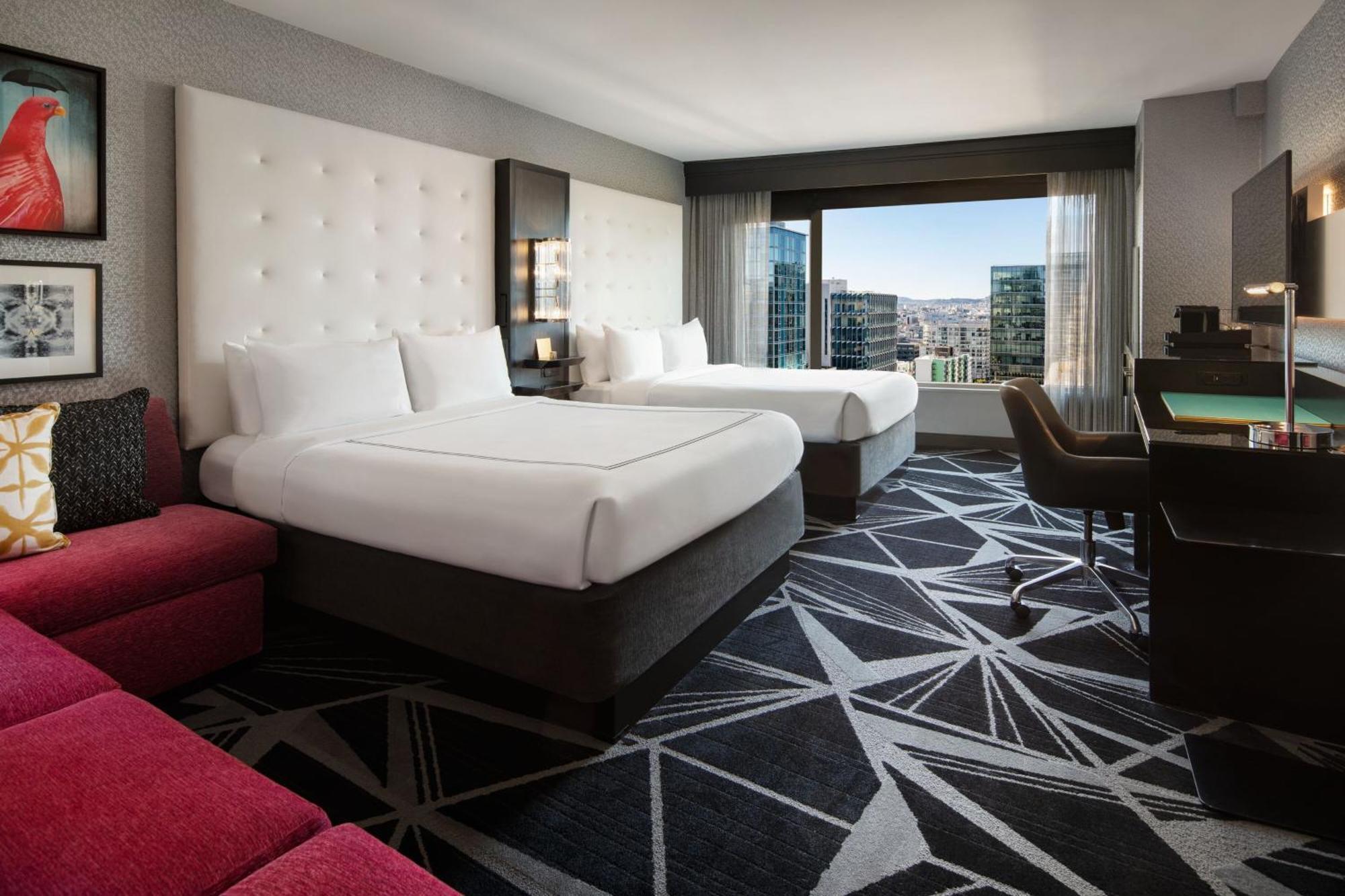 Guest room with 2 queen beds and city view - High Floor,1709965564:JPEG