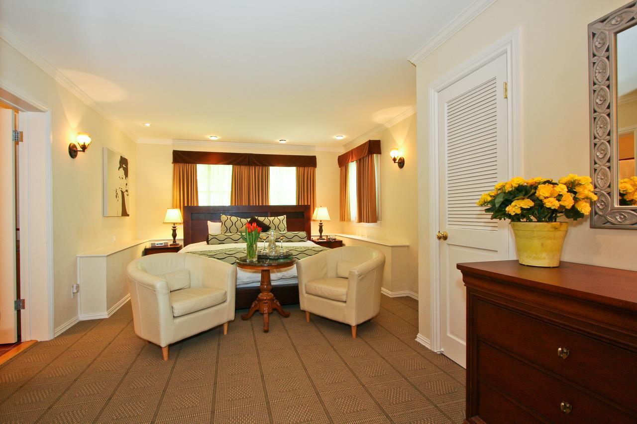 Standard King Room,646389717:JPEG